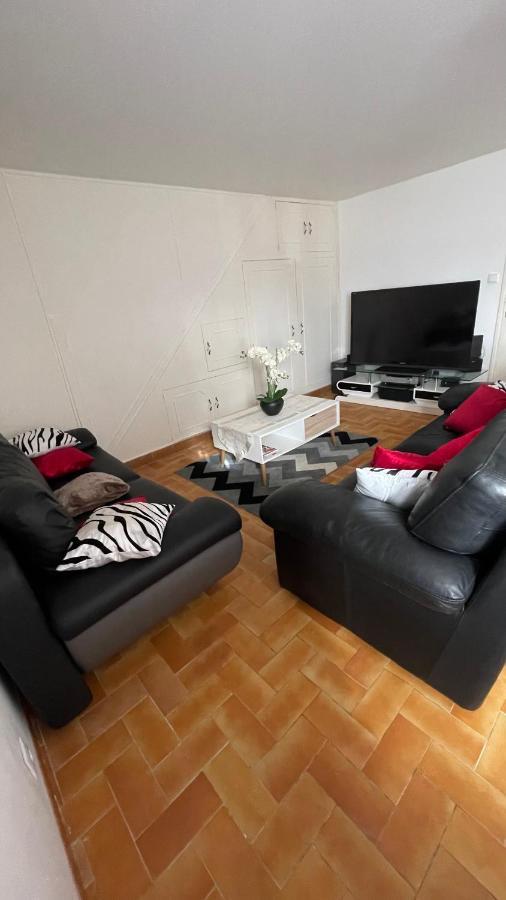 Belle Maison avec jardin RDC T3 de 70m2 Vacances ou cure thermale Rochefort Extérieur photo