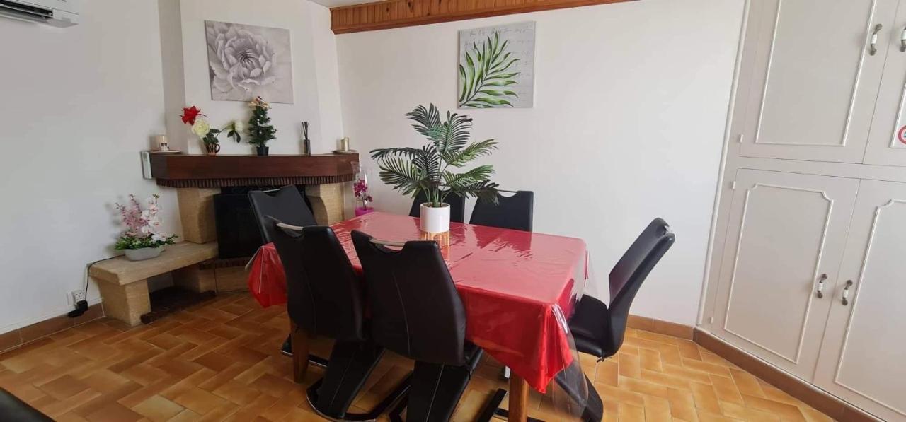 Belle Maison avec jardin RDC T3 de 70m2 Vacances ou cure thermale Rochefort Extérieur photo
