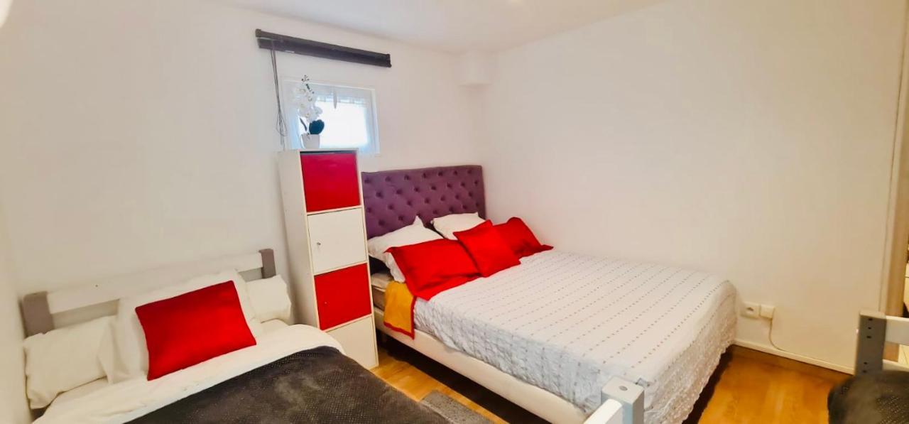 Belle Maison avec jardin RDC T3 de 70m2 Vacances ou cure thermale Rochefort Extérieur photo